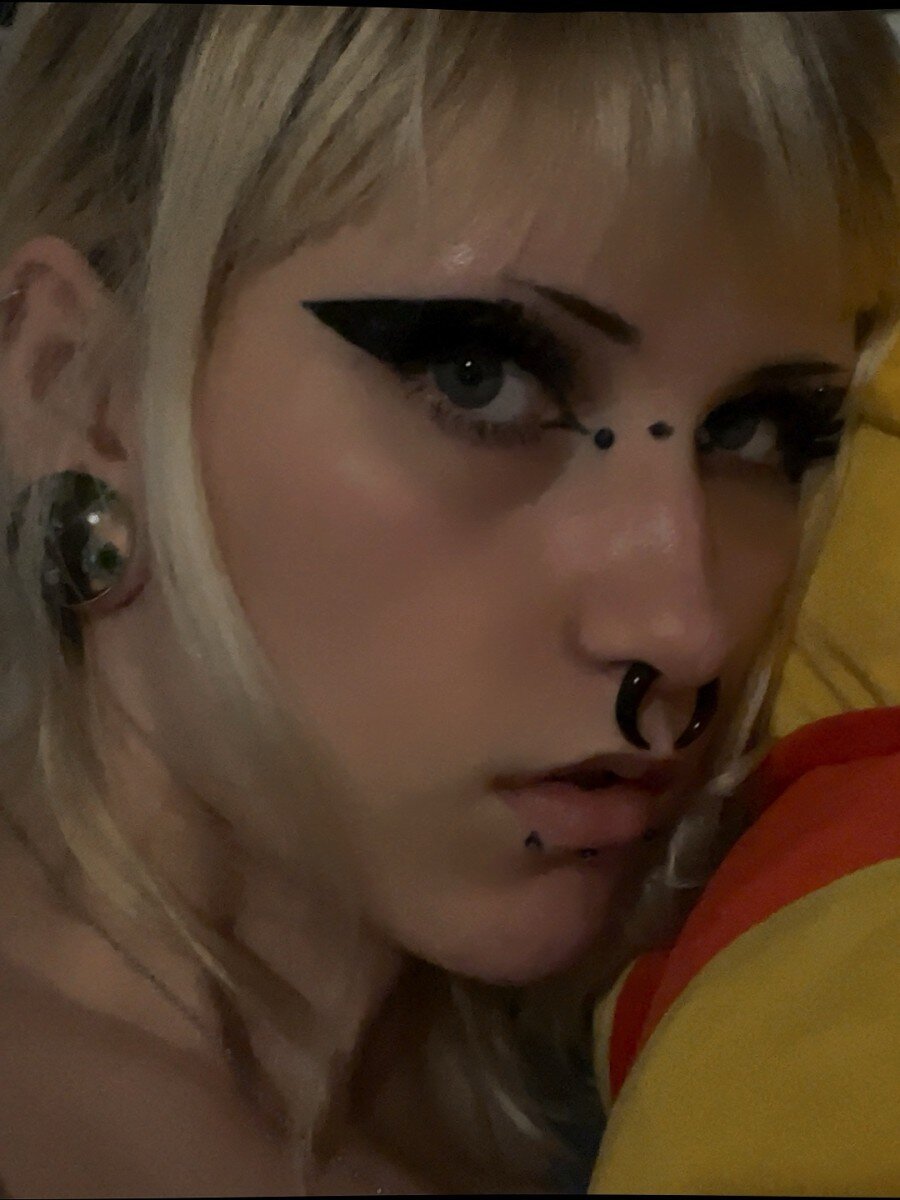 Trashbabeofficial (@trashbabeofficial), OnlyFans creator