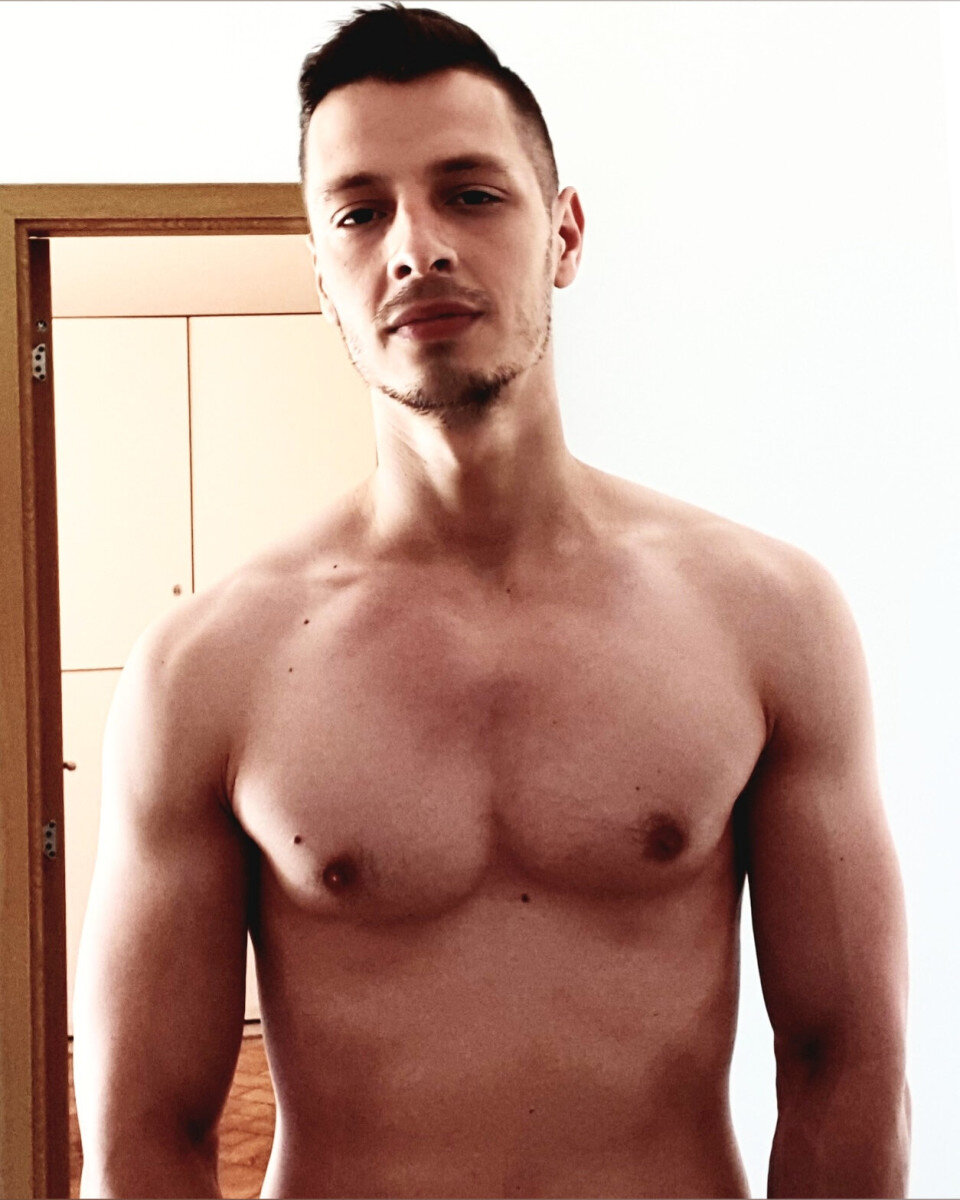 Travelerm (@travelerm), OnlyFans creator