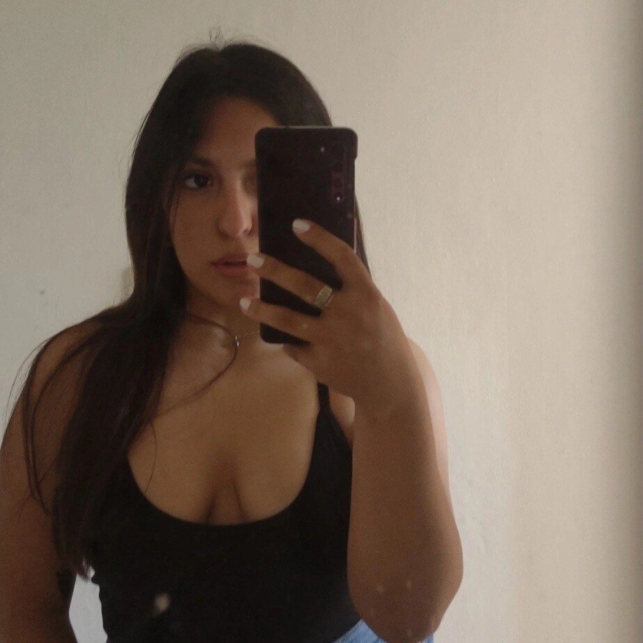 Sabrina (@traviesafree), OnlyFans creator