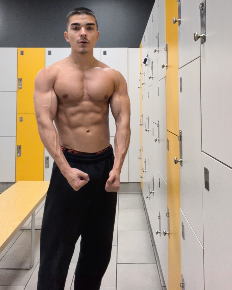Travnutz (@travnutz), OnlyFans creator