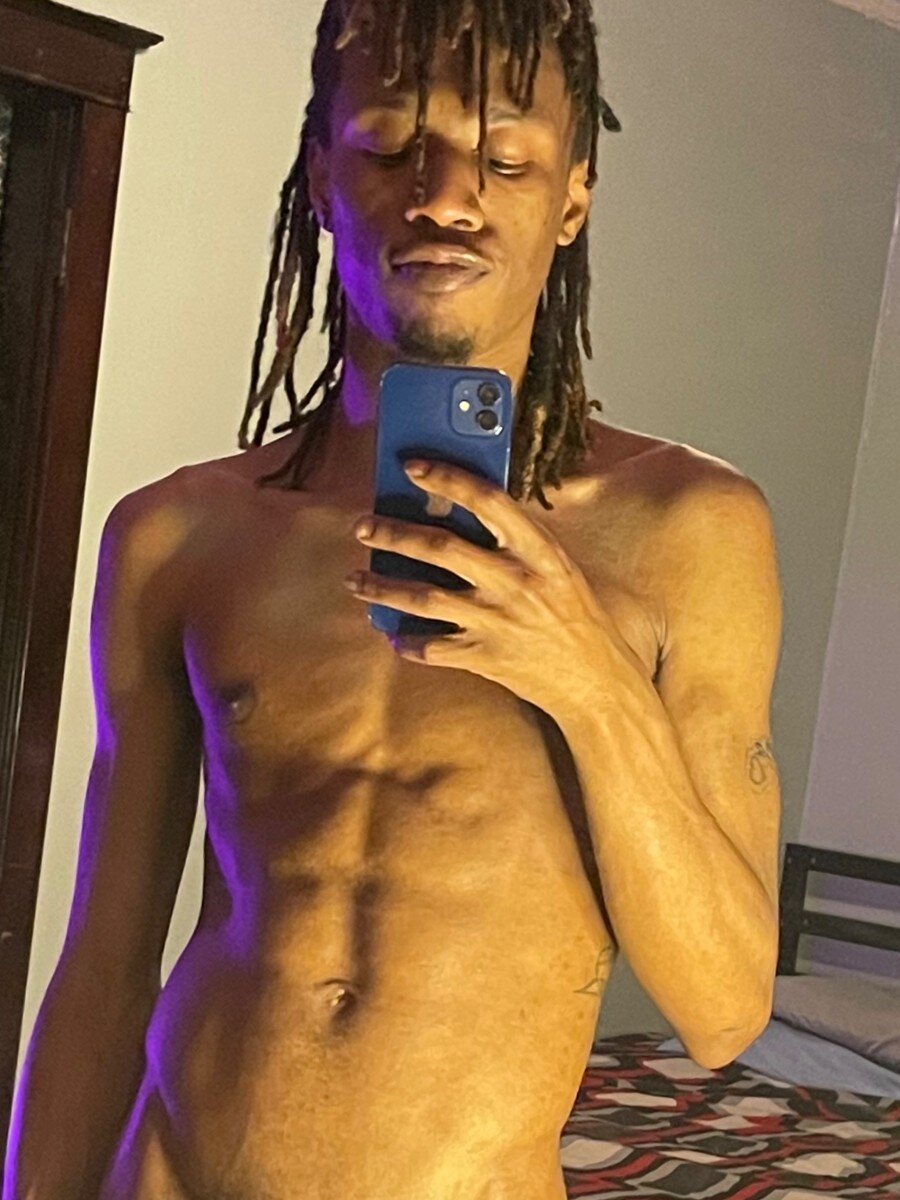 Trefreaky24 (@trefreaky24), OnlyFans creator