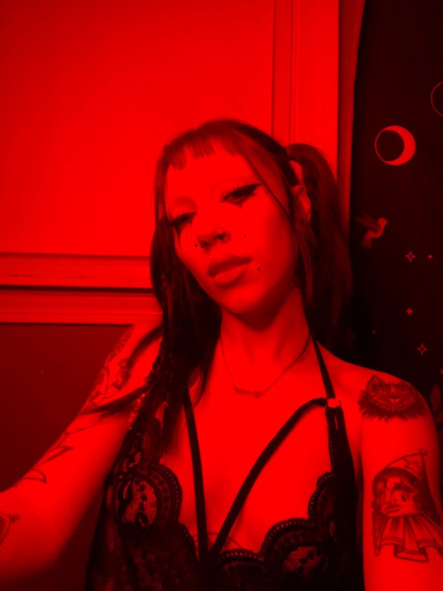 Trinnitay (@trinnitay), OnlyFans creator