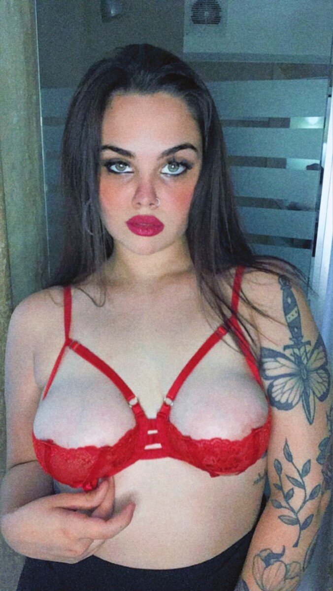 Tripofemmxx (@tripofemmxx), OnlyFans creator