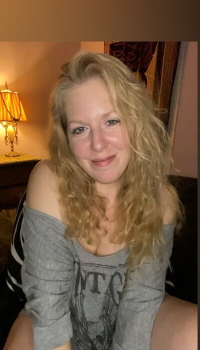 Trishw76 (@trishw76), OnlyFans creator