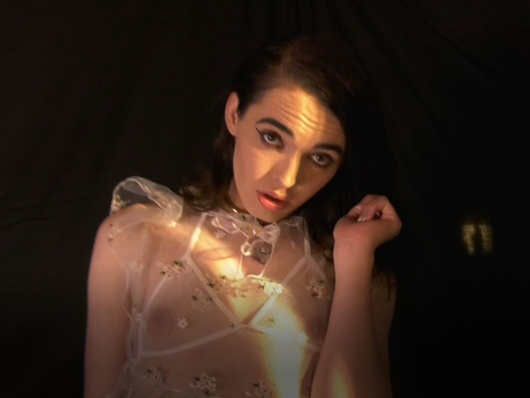 Tsbellabates (@tsbellabates), OnlyFans creator