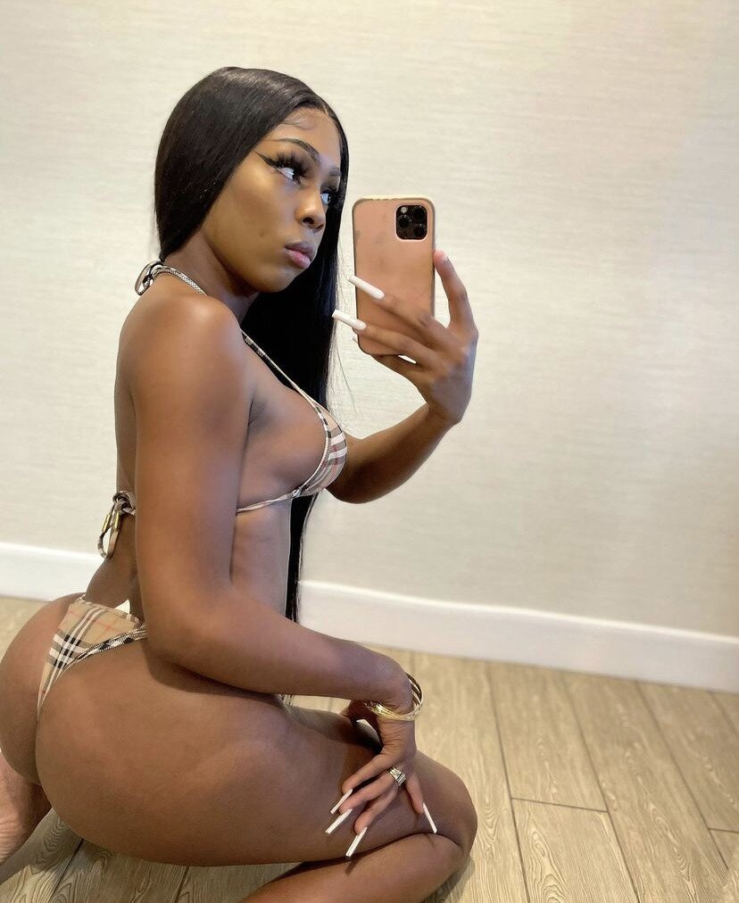 Tschynawhytee (@tschynawhytee), OnlyFans creator