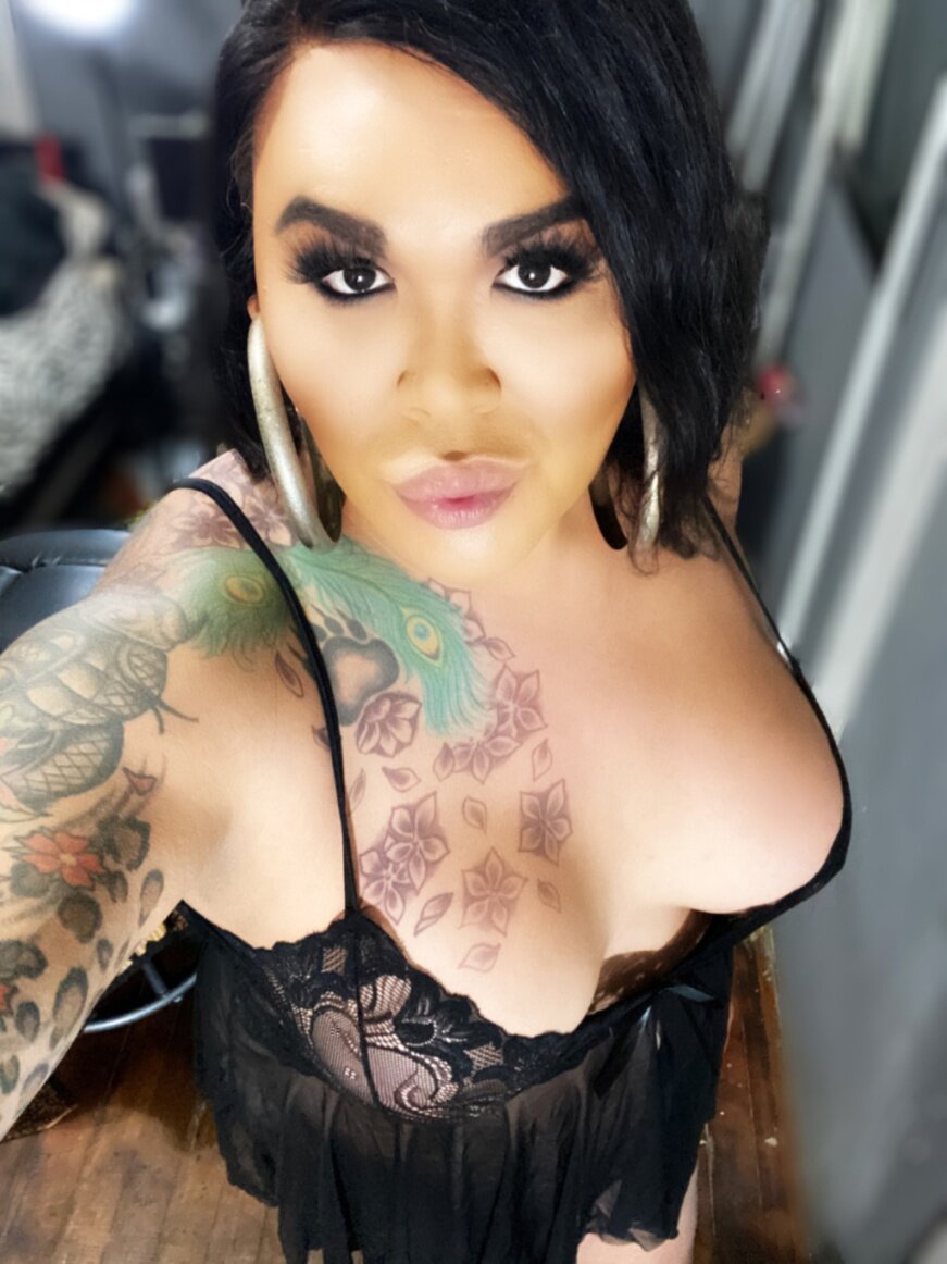 Tsdakota69 (@tsdakota69), OnlyFans creator