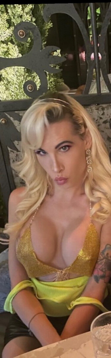 Tshollymonroe (@tshollymonroe), OnlyFans creator