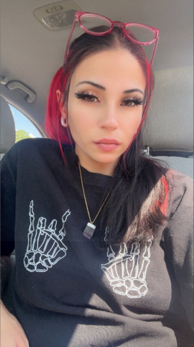 Tsunderecx (@tsunderecx), OnlyFans creator