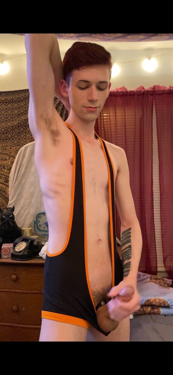 Tw1nkyboy (@tw1nkyboy), OnlyFans creator