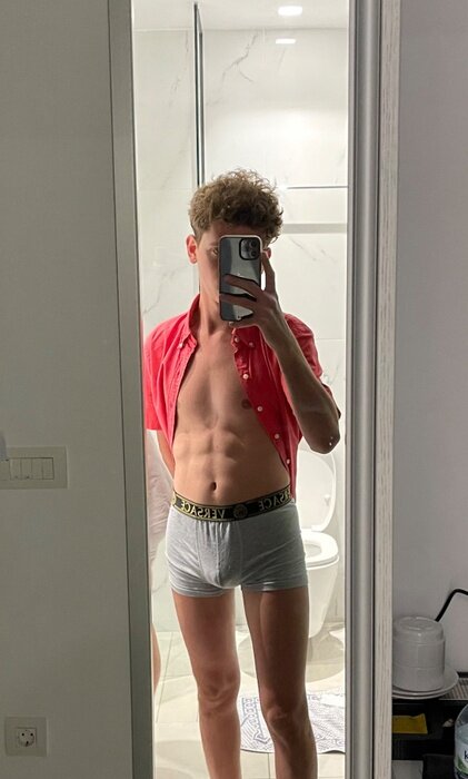 Twinkofwarsaw (@twink_of_warsaw), OnlyFans creator