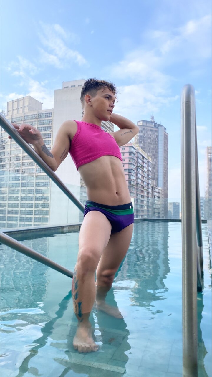 Twinktaylorofic (@twinktaylorofic), OnlyFans creator