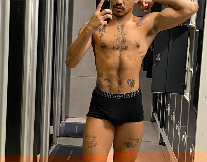 Tylerbigxxl (@tylerbigxxl), OnlyFans creator