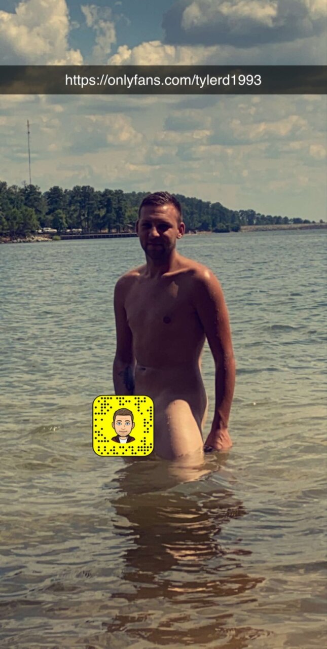 Tylerdean1993 (@tylerdean1993), OnlyFans creator