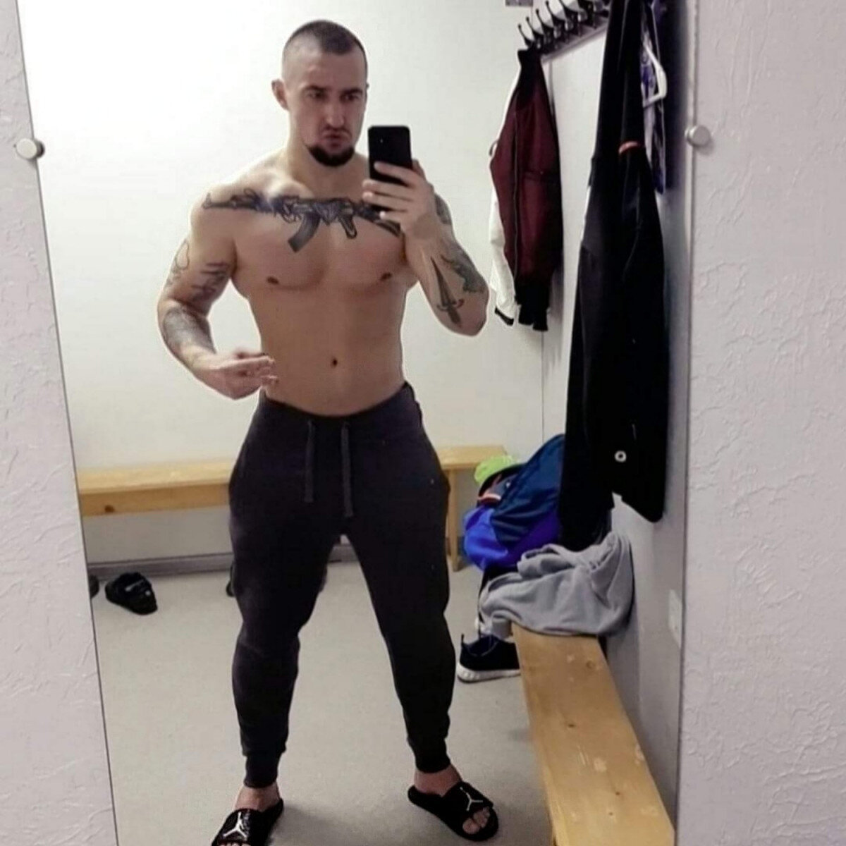 U183493117 (@u183493117), OnlyFans creator