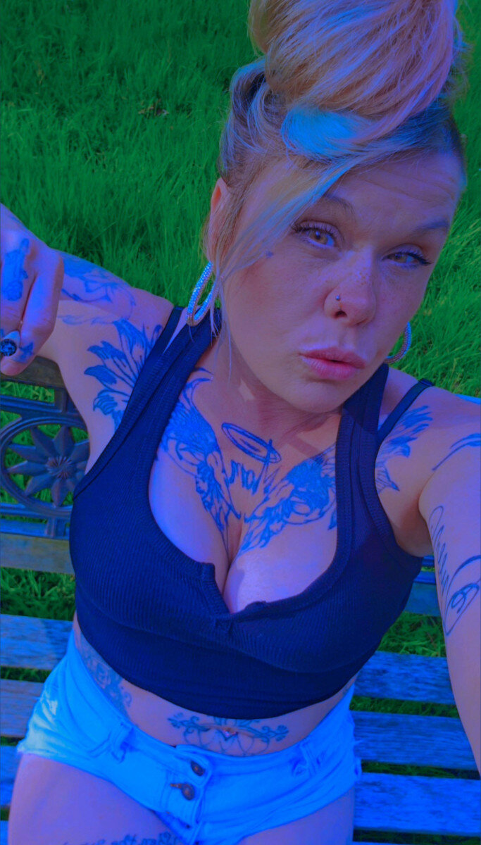 U225194280 (@u225194280), OnlyFans creator