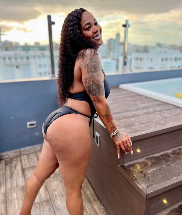 U228111138 (@u228111138), OnlyFans creator