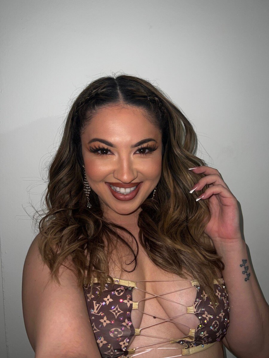 U25645755 (@u25645755), OnlyFans creator