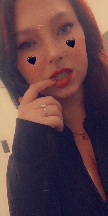U273370574 (@u273370574), OnlyFans creator
