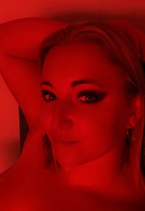 U297784629 (@u297784629), OnlyFans creator