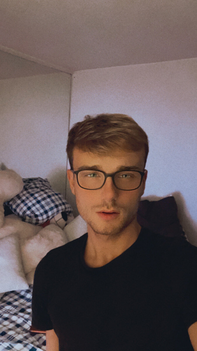 U43950822 (@u43950822), OnlyFans creator