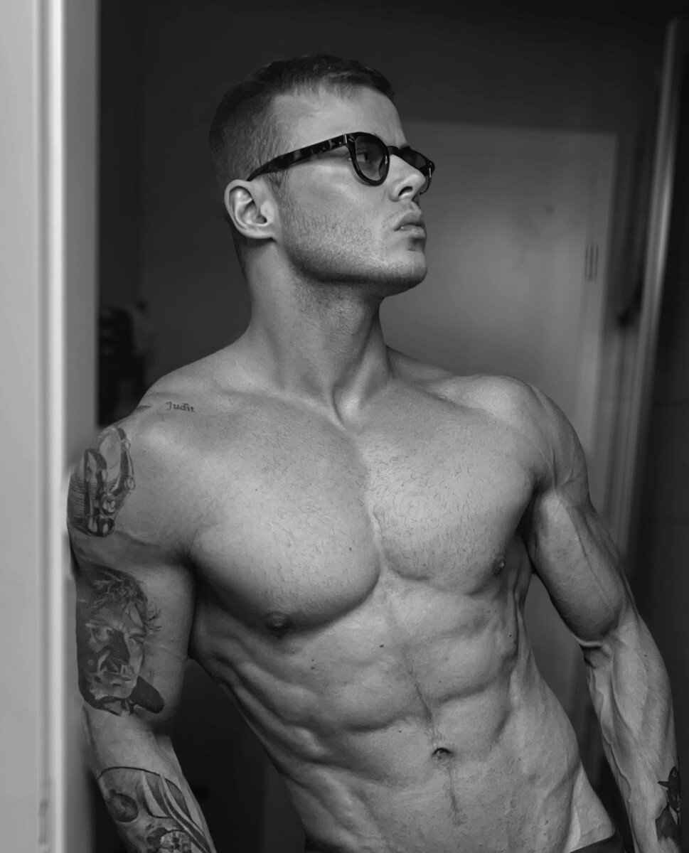 Ukgymboy (@ukgymboy), OnlyFans creator