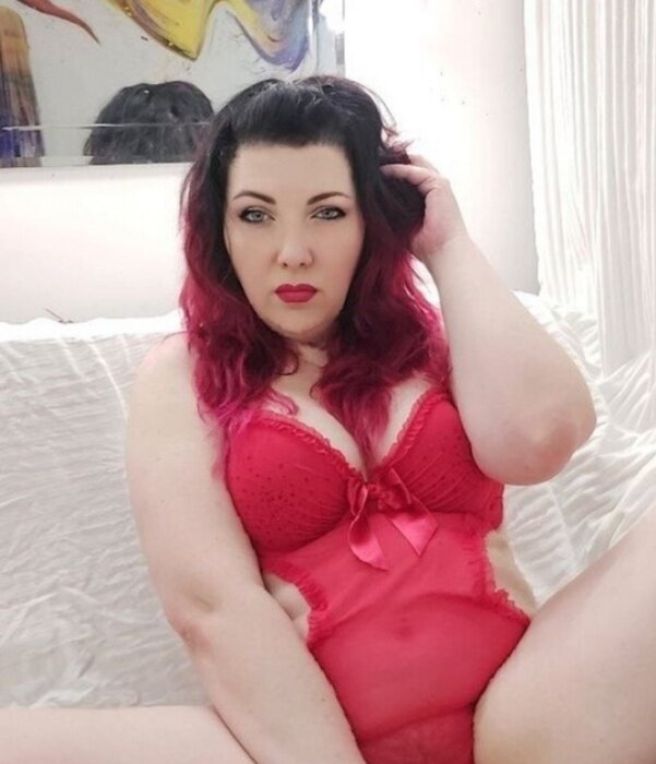 Ulichka (@ulichka), OnlyFans creator