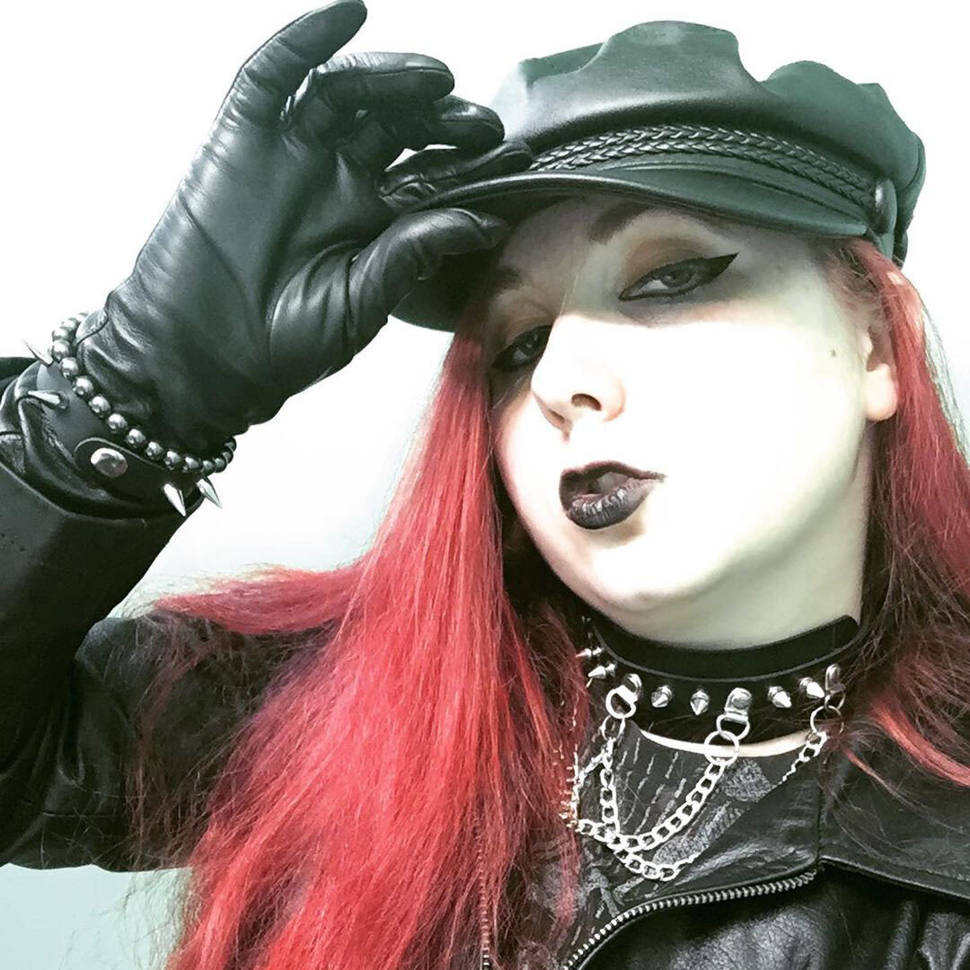 Carrie (@unchainedmalady), OnlyFans creator