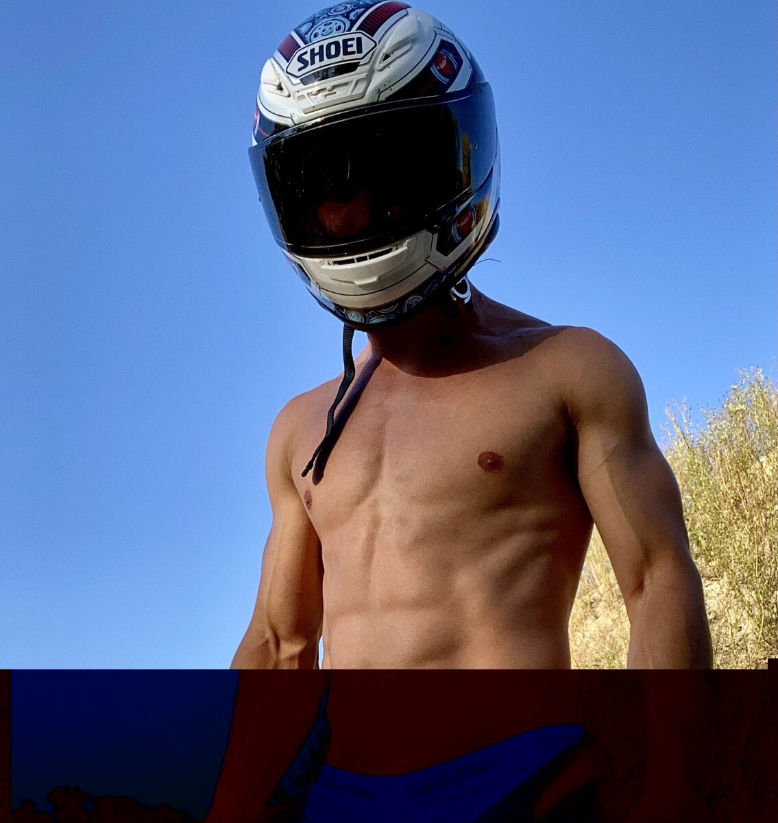 Uncutmoto (@uncutmoto), OnlyFans creator