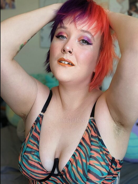 Unklothedfree (@unklothedfree), OnlyFans creator