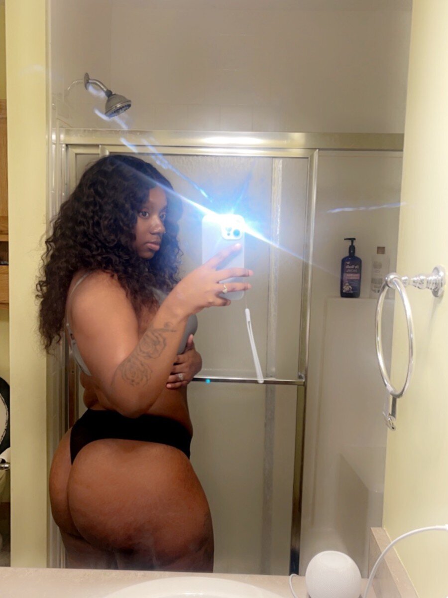 Urfantasyymilf (@urfantasyymilf), OnlyFans creator