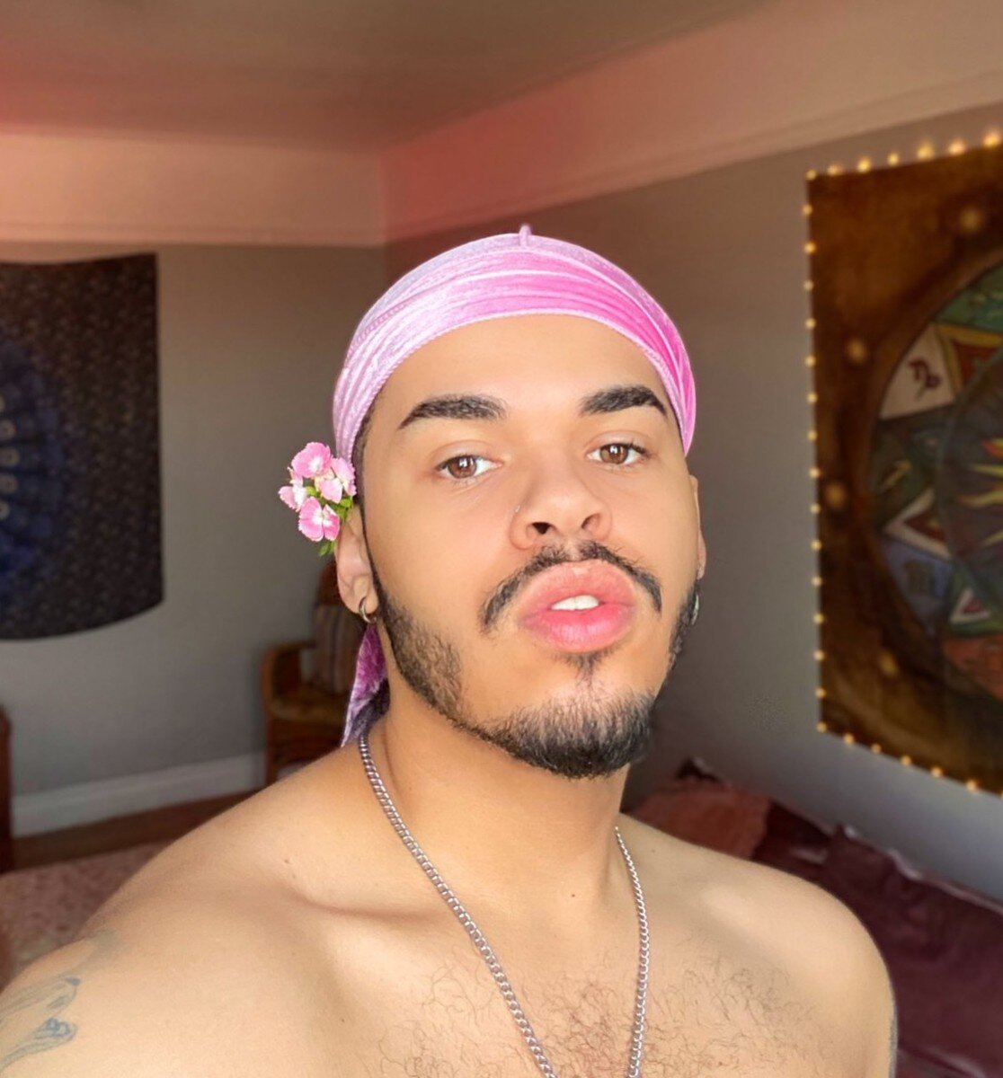 Urfavecancer (@urfavecancer), OnlyFans creator