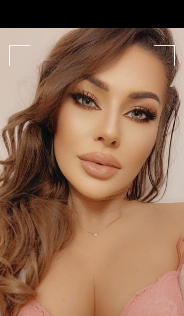 Urgoddesssandra (@urgoddesssandra), OnlyFans creator
