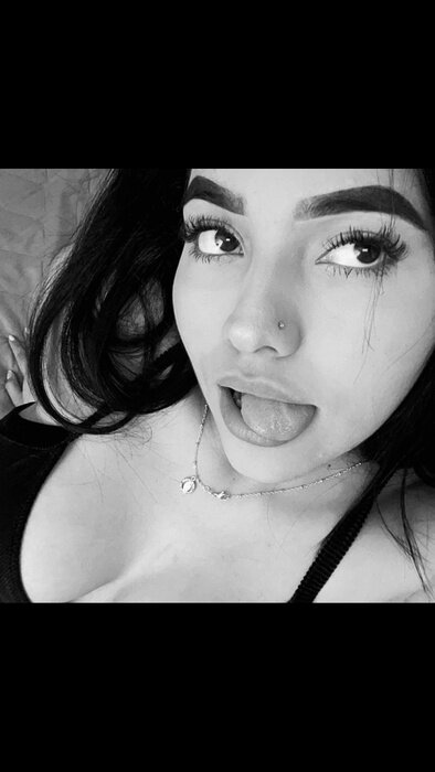 Valentina1276 (@valentina1276), OnlyFans creator