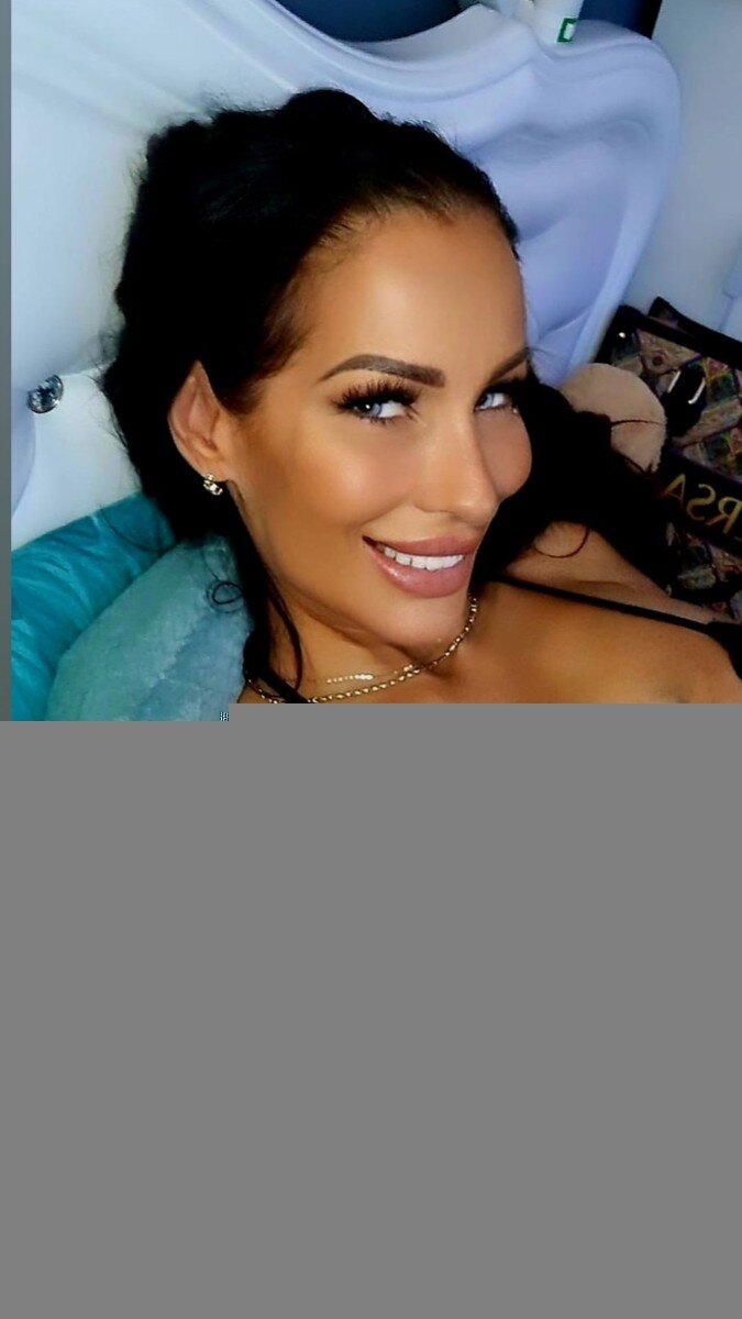 Valentinasierraofficial (@valentinasierra_official), OnlyFans creator