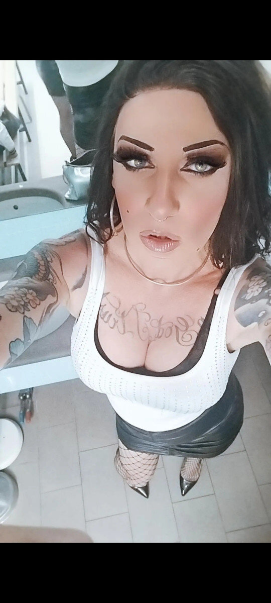 Valeryitaxxx (@valeryitaxxx), OnlyFans creator