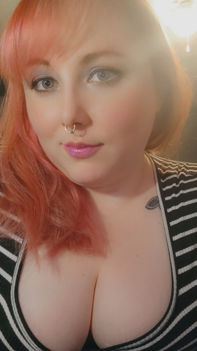 Valkyriekitten88 (@valkyriekitten88), OnlyFans creator