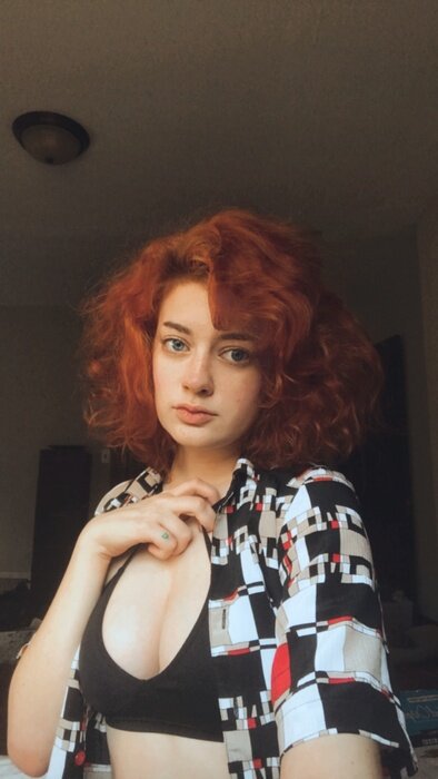 Valnoir (@valnoir), OnlyFans creator