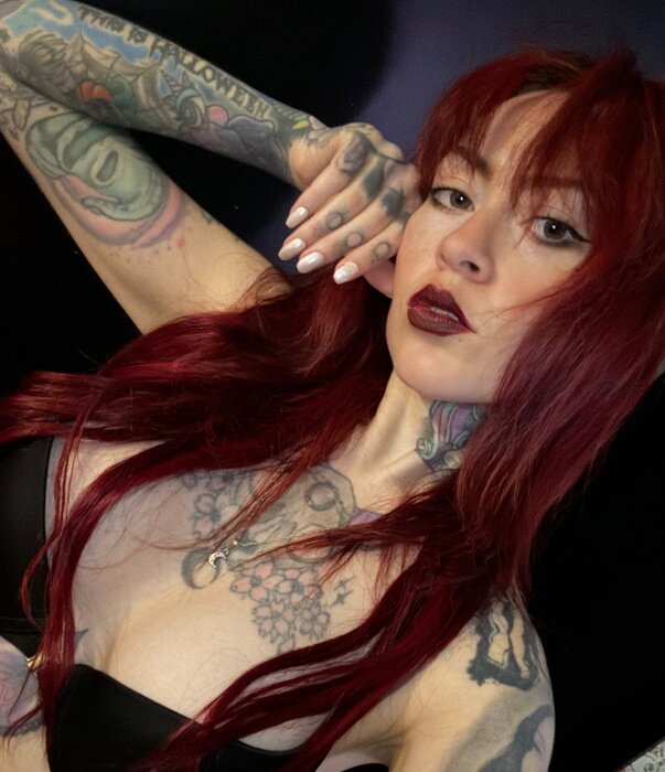 Vanhillerm93 (@vanhillerm93), OnlyFans creator