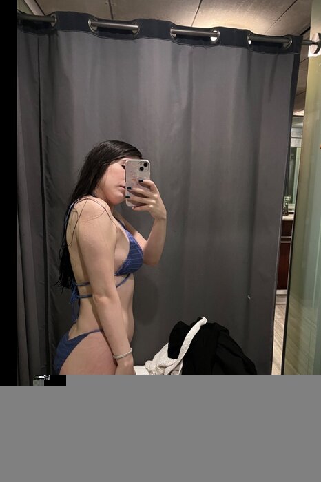 Vaniasarahi (@vania_sarahi), OnlyFans creator