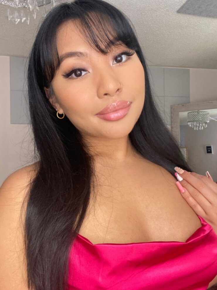 Veelaux (@veelaux), OnlyFans creator