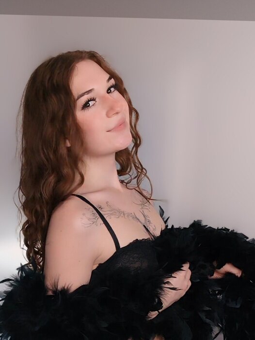 Vella (@vella_baby), OnlyFans creator