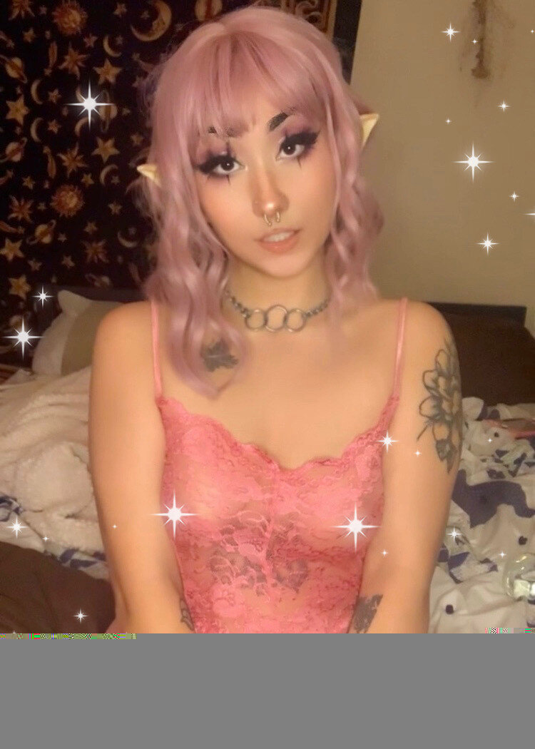 Velvetmuerte (@velvetmuerte), OnlyFans creator