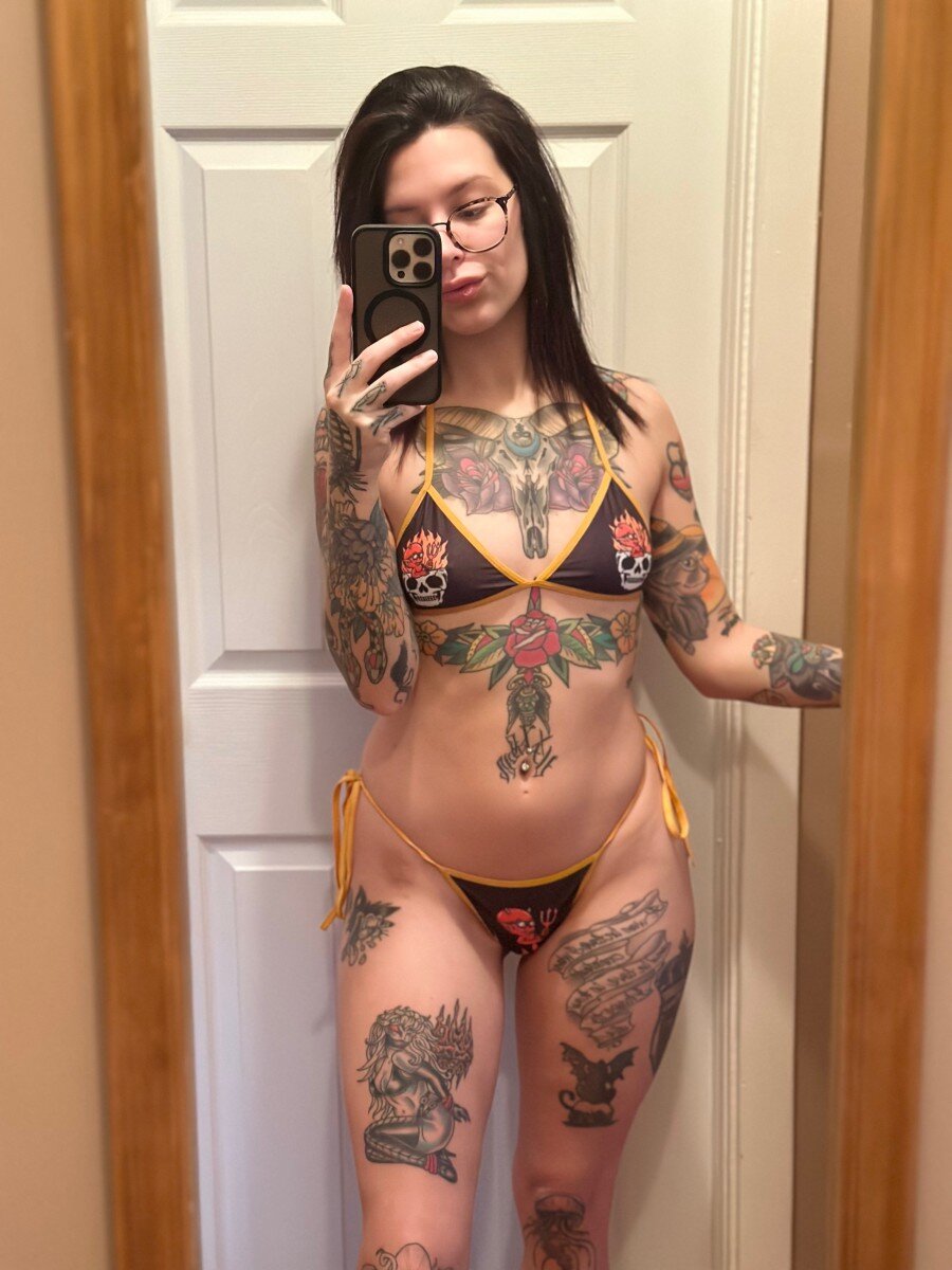 Velvetvixencm (@velvetvixencm), OnlyFans creator