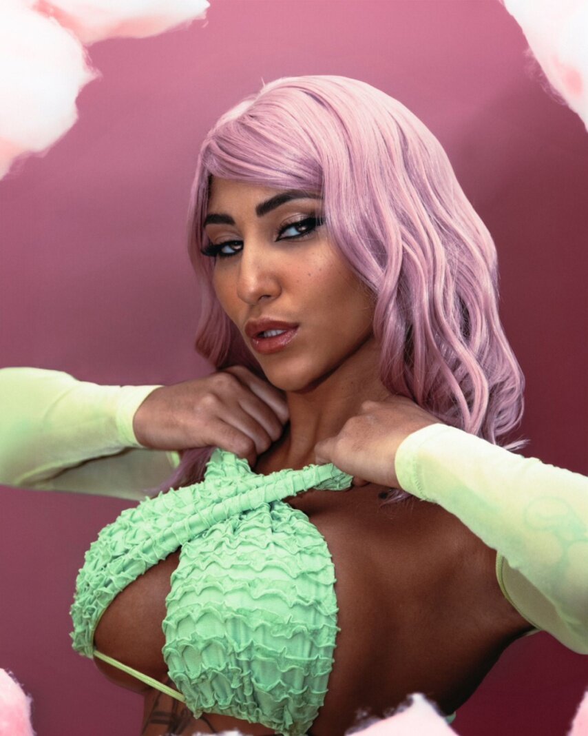 Venusafroditafree (@venusafroditafree), OnlyFans creator