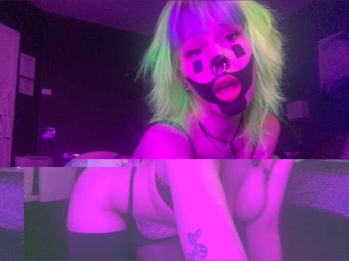 Venustheclown (@venustheclown), OnlyFans creator