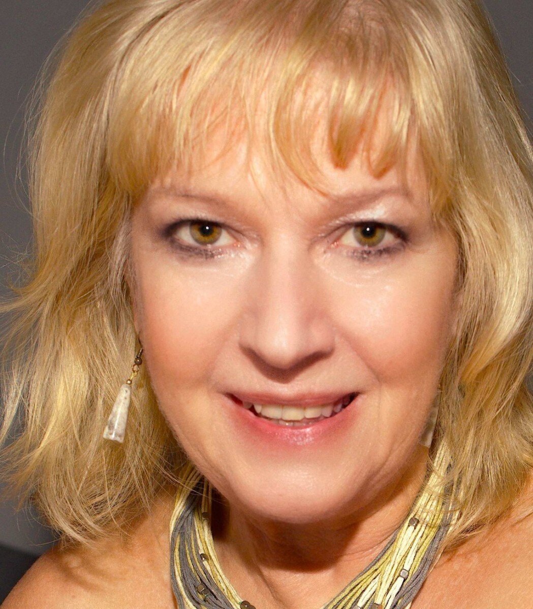 Naughty Teacher (@verynaughtyteacher), OnlyFans creator