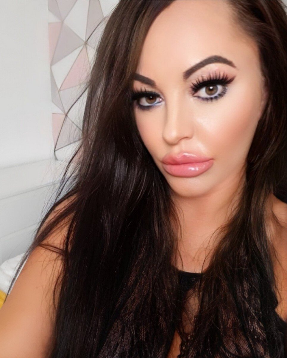 Vickiepowellxxx (@vickiepowellxxx), OnlyFans creator