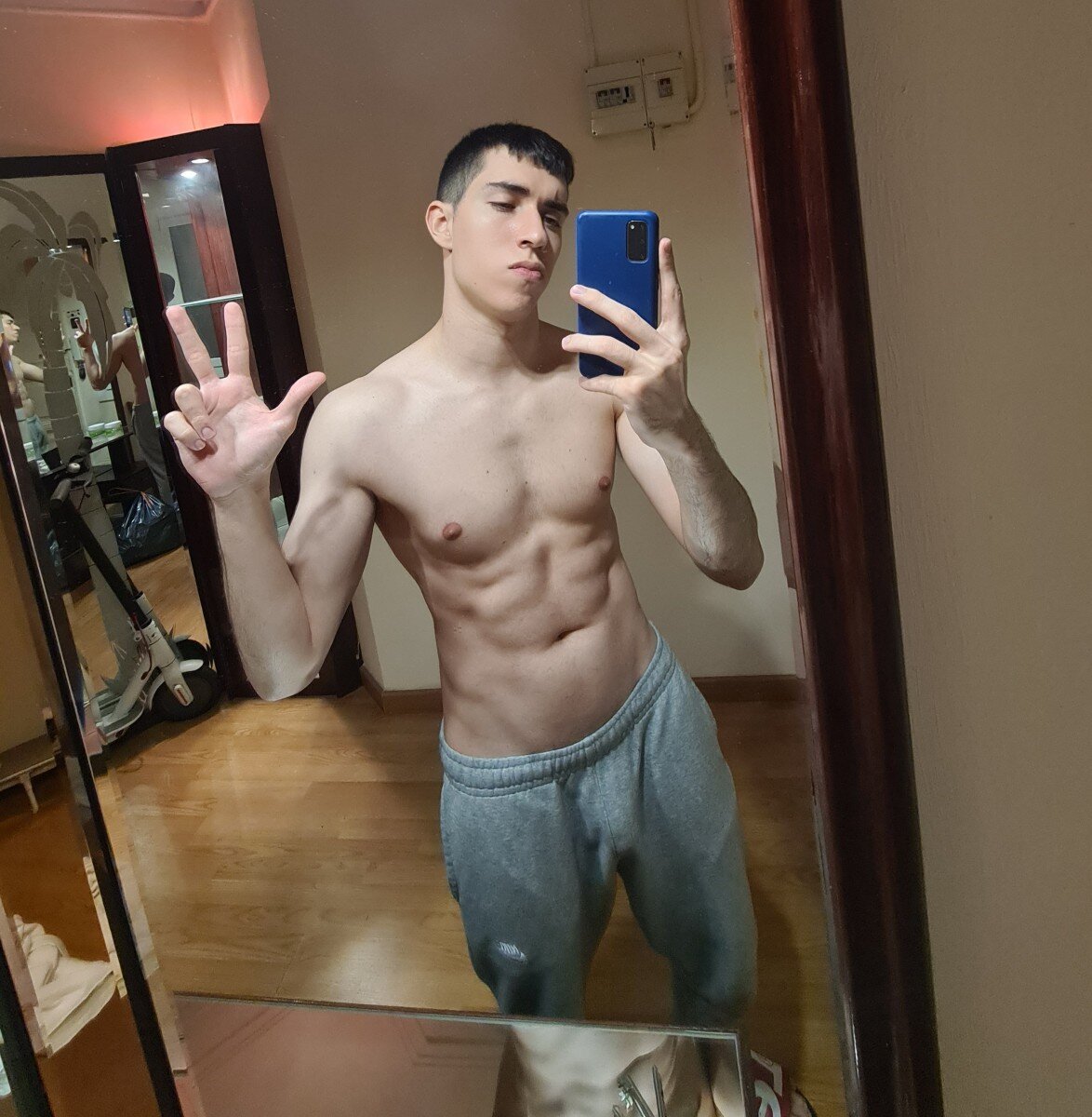 Victordeorange (@victordeorange), OnlyFans creator