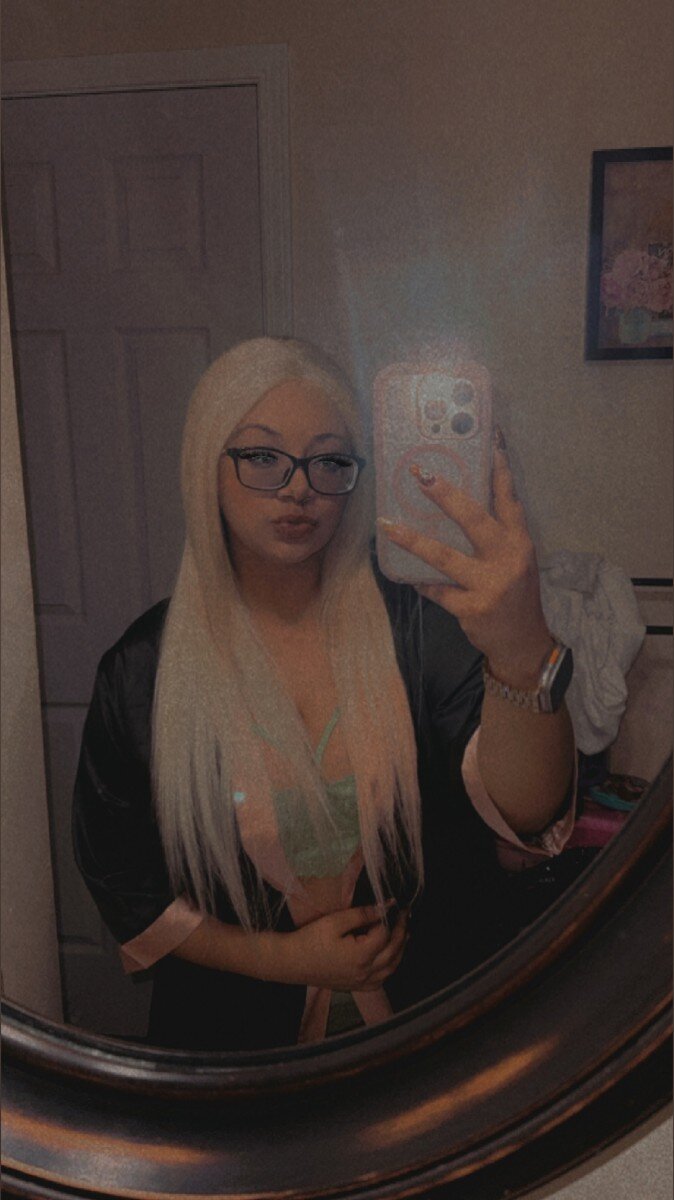 Victoriacenteno (@victoriacenteno), OnlyFans creator